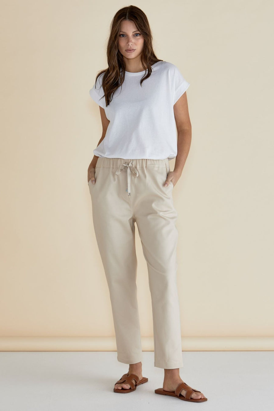 Betty Basics Kenzie Jogger Cream