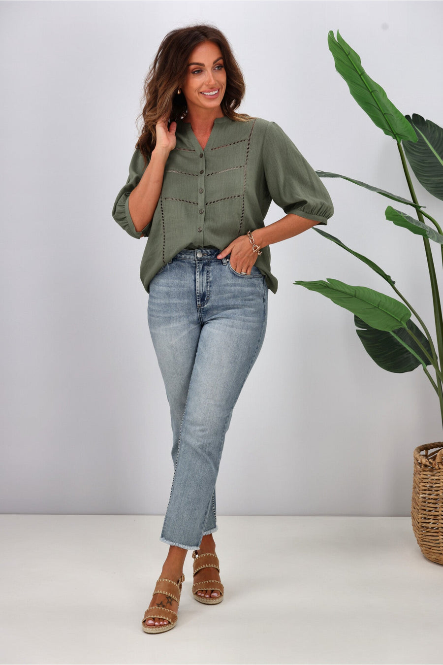 Gloss The Label Odette Linen Look Shirt Sage