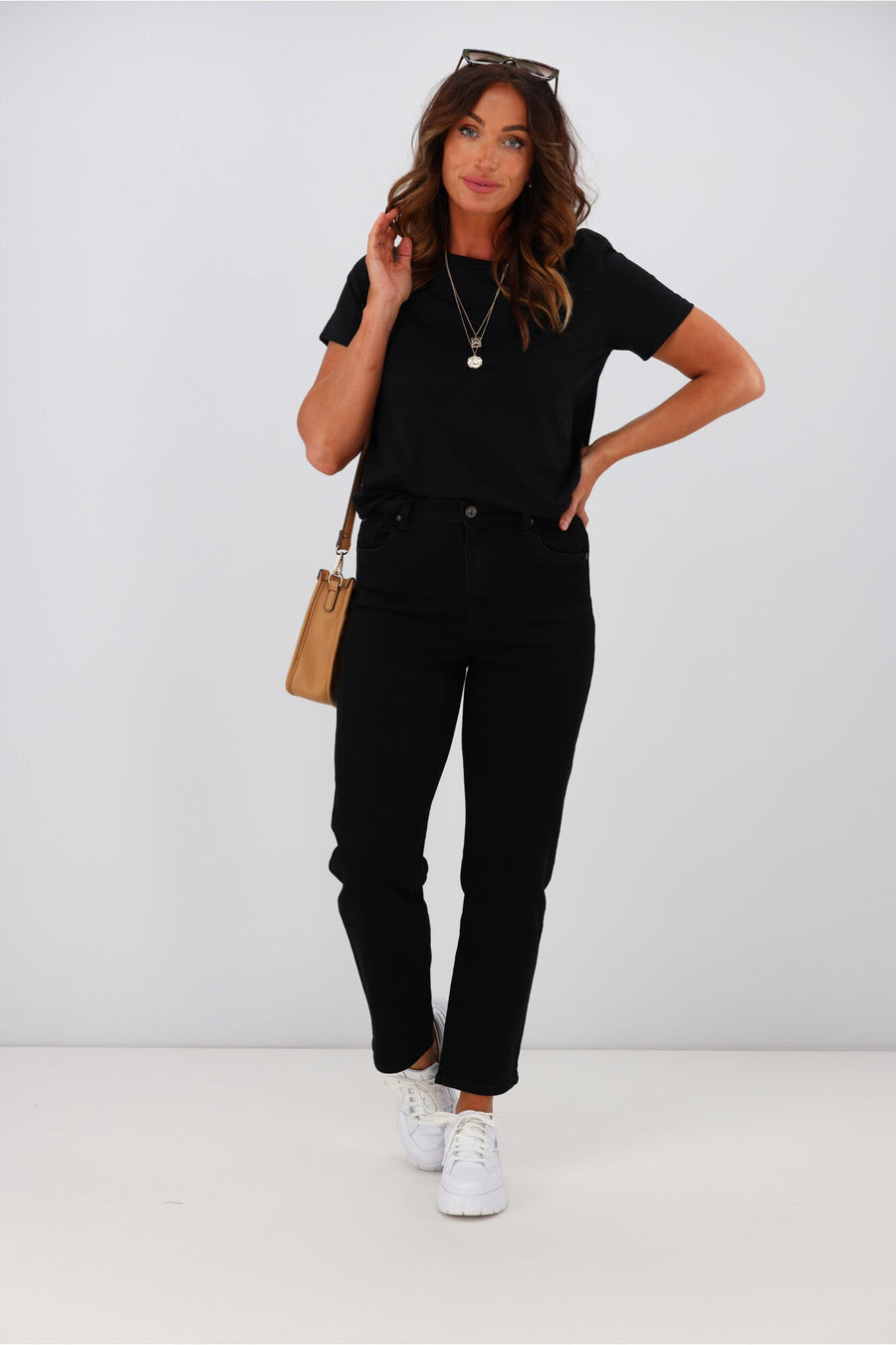 Little White Lie Ally Straight Jean Black