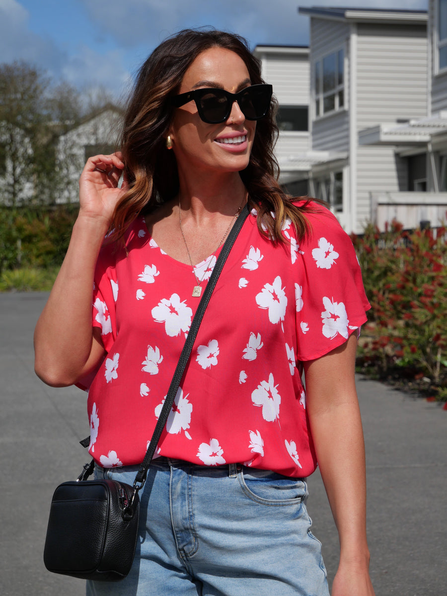 Gloss by Shine On Aster Flutter Sleeve Blouse Pink White Floral