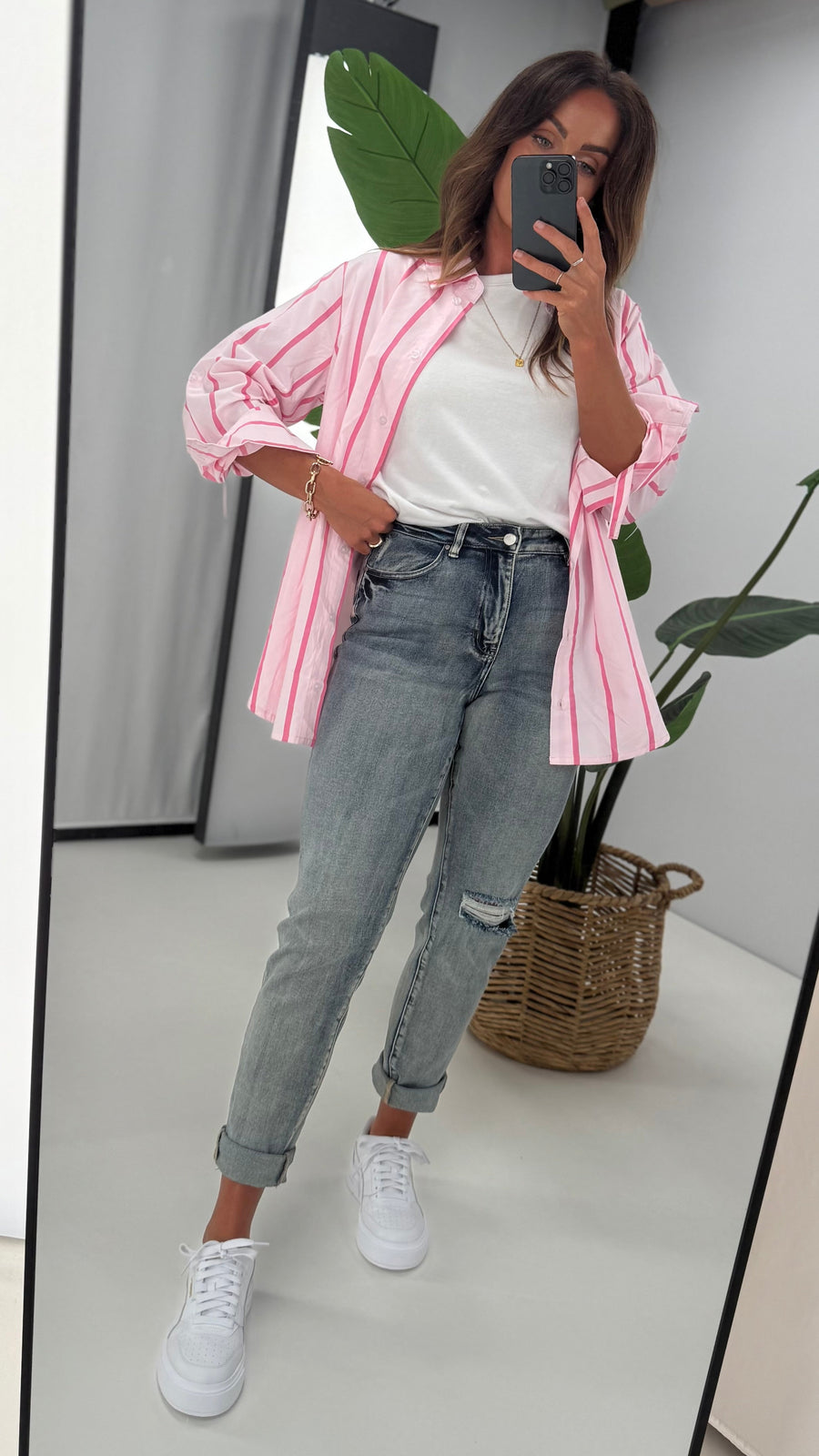 Shine On Label Ryker Slim Leg Turn Up Cuff Jean Indigo