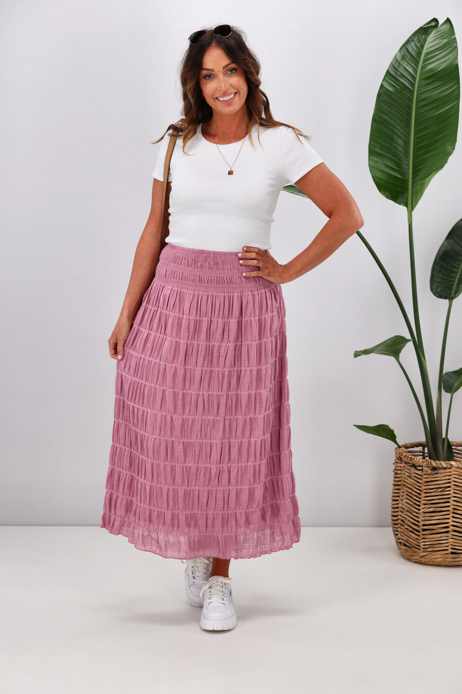 Shine On Label Kalani Textured Frill Hem Skirt Pink