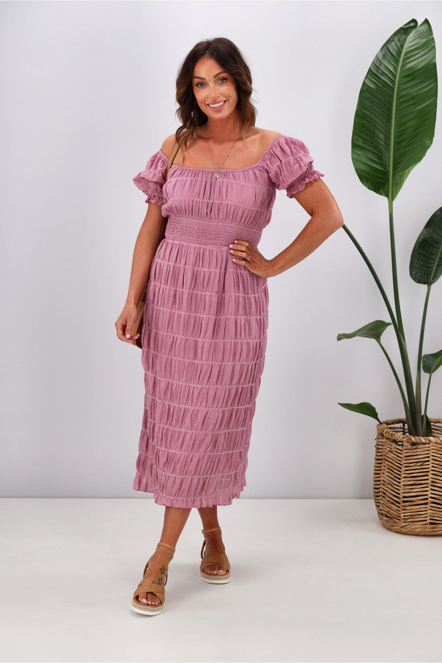 Shine On Label Lucian Textured Dress Pink