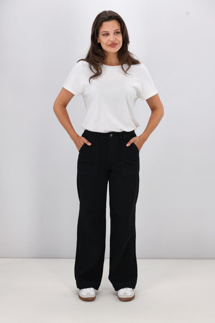 Shine On Label Noah Wide Leg Patch Pocket Jeans Black