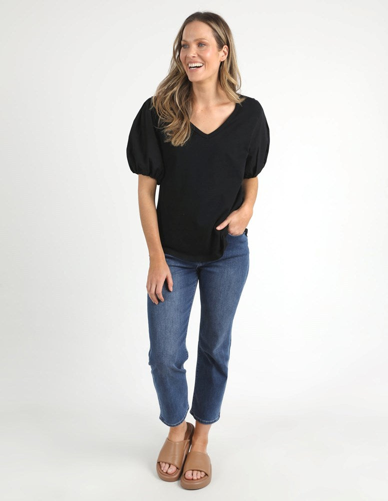 Elm Joy S/S Tee Black