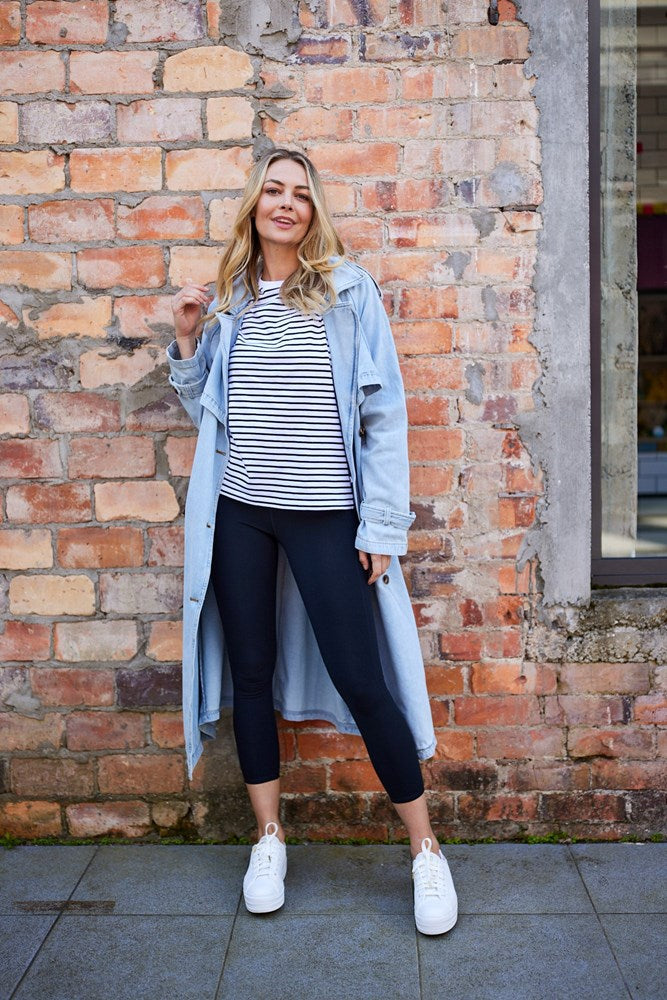 Shine On Essentials Stripe Tee White Black Stripe