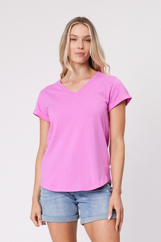 Shine On Essentials V Tee Super Pink
