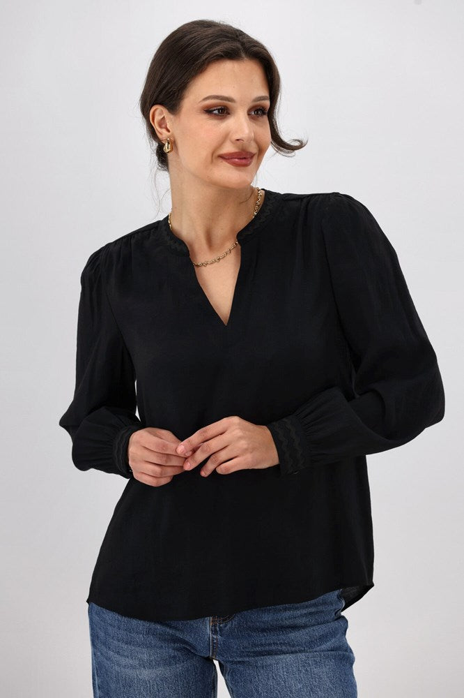 Gloss The Label Aimee Ric Rac Top Black