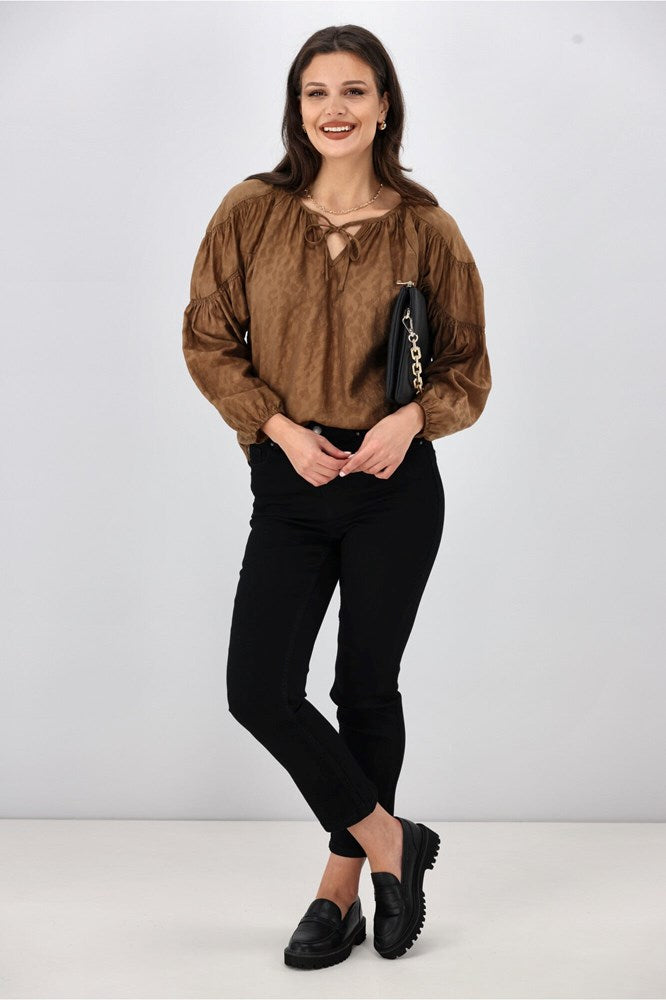 Gloss The Label Harley Batwing Top Toffee